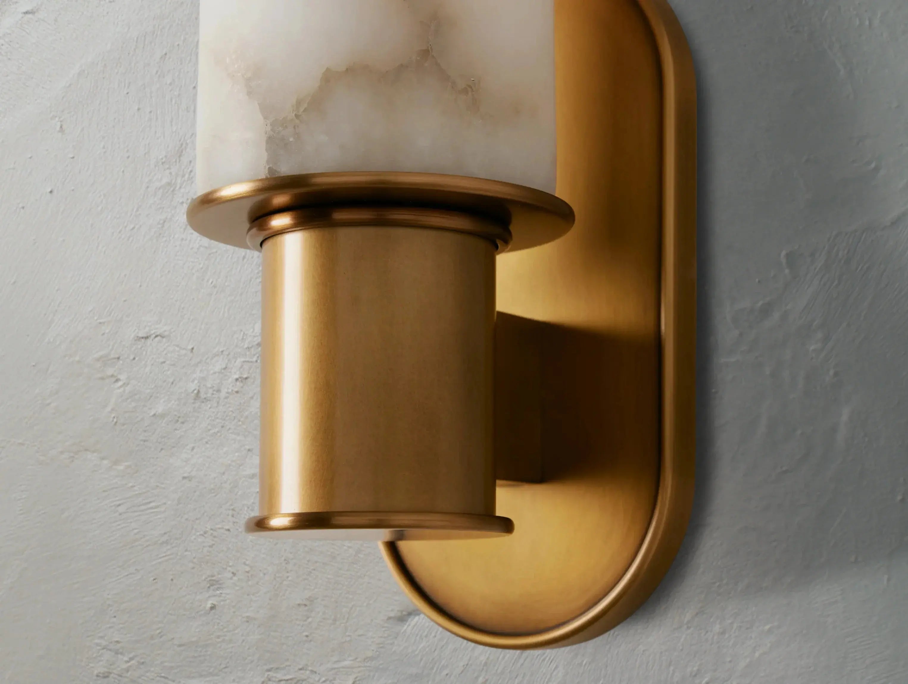 Horlin Sconce in Alabaster ZELNO LIGHTING