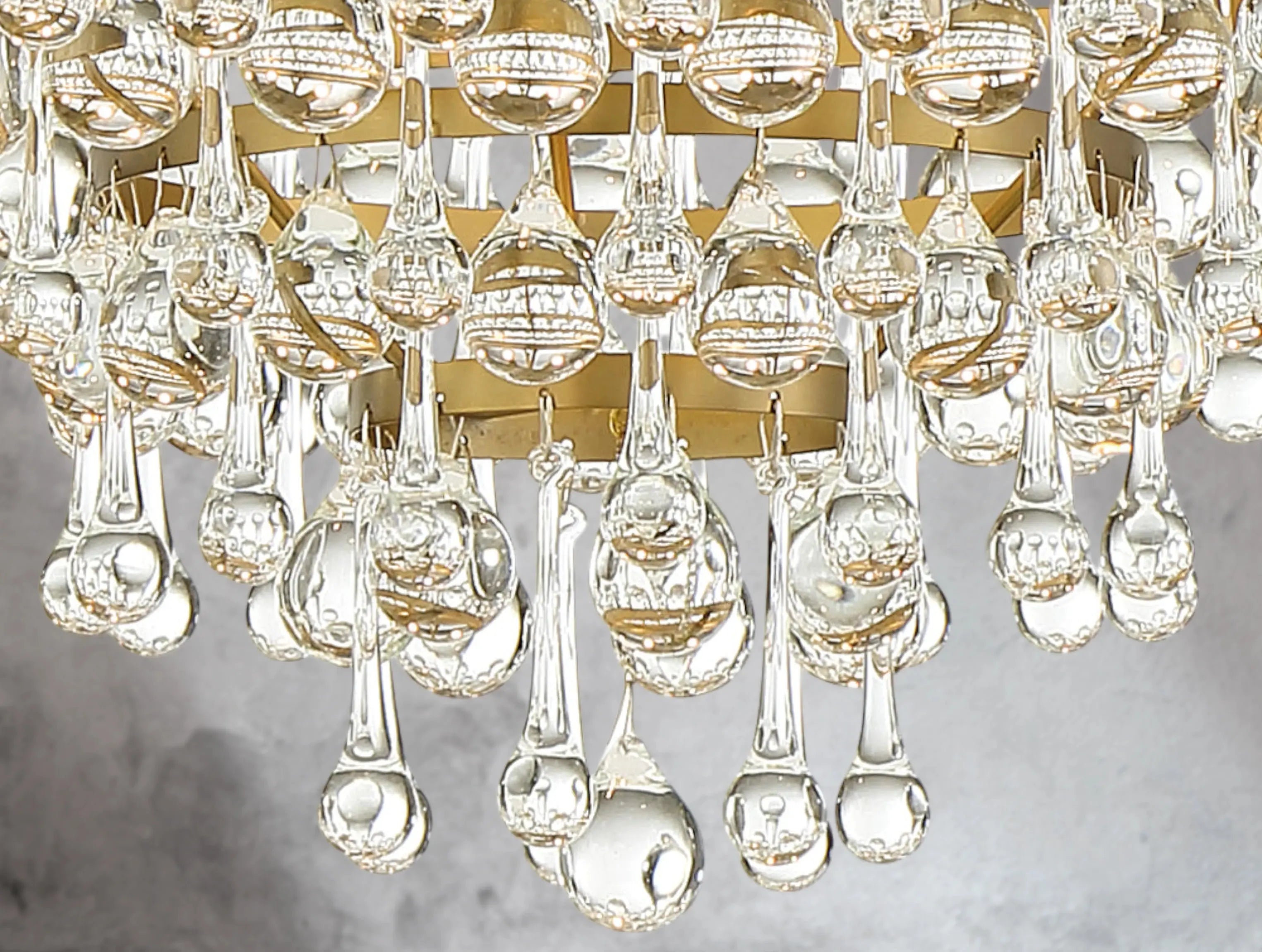 Scolid Chandelier ZELNO LIGHTING
