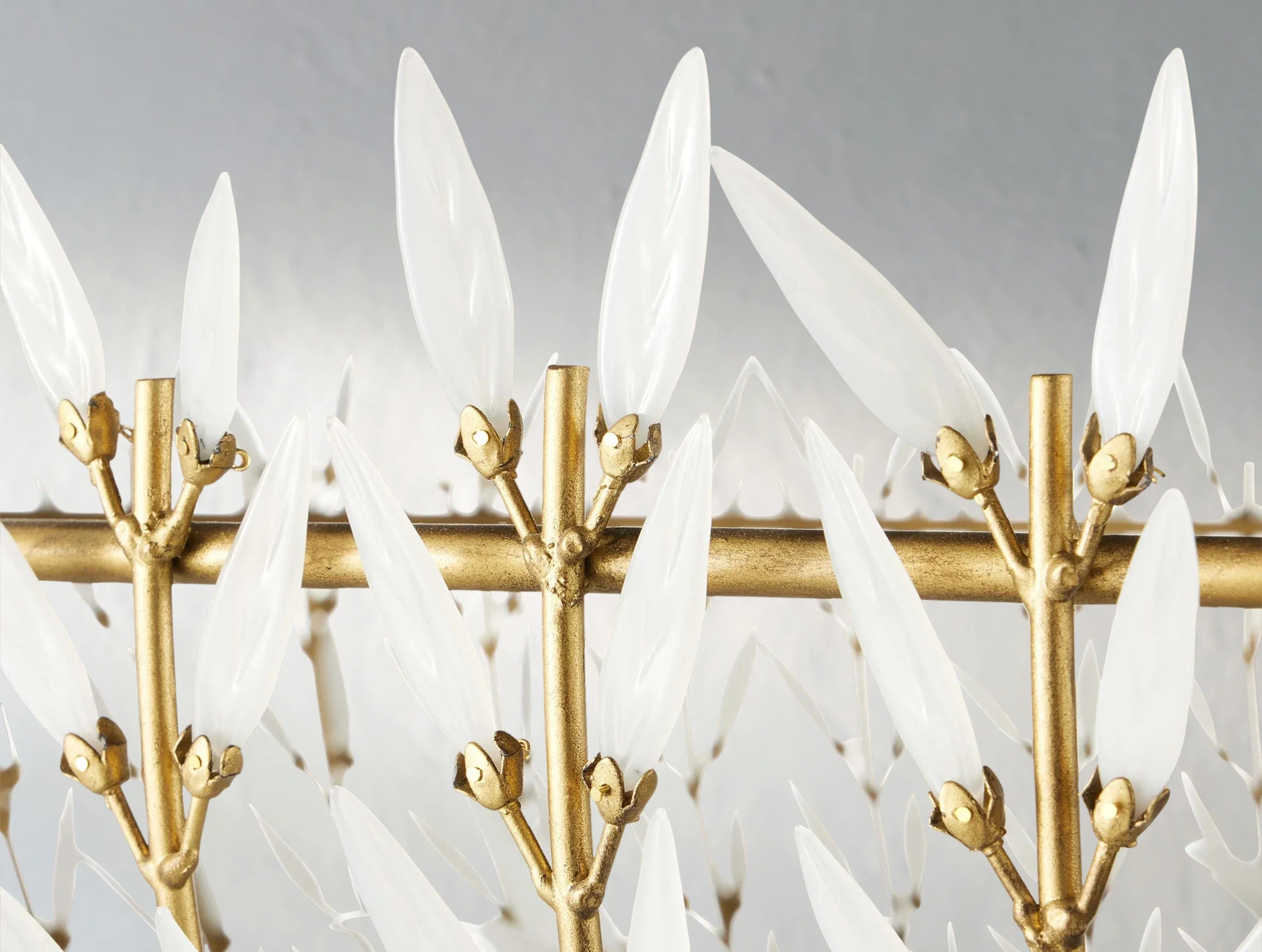 Morrigon Round Chandelier - ZELNO LIGHTING