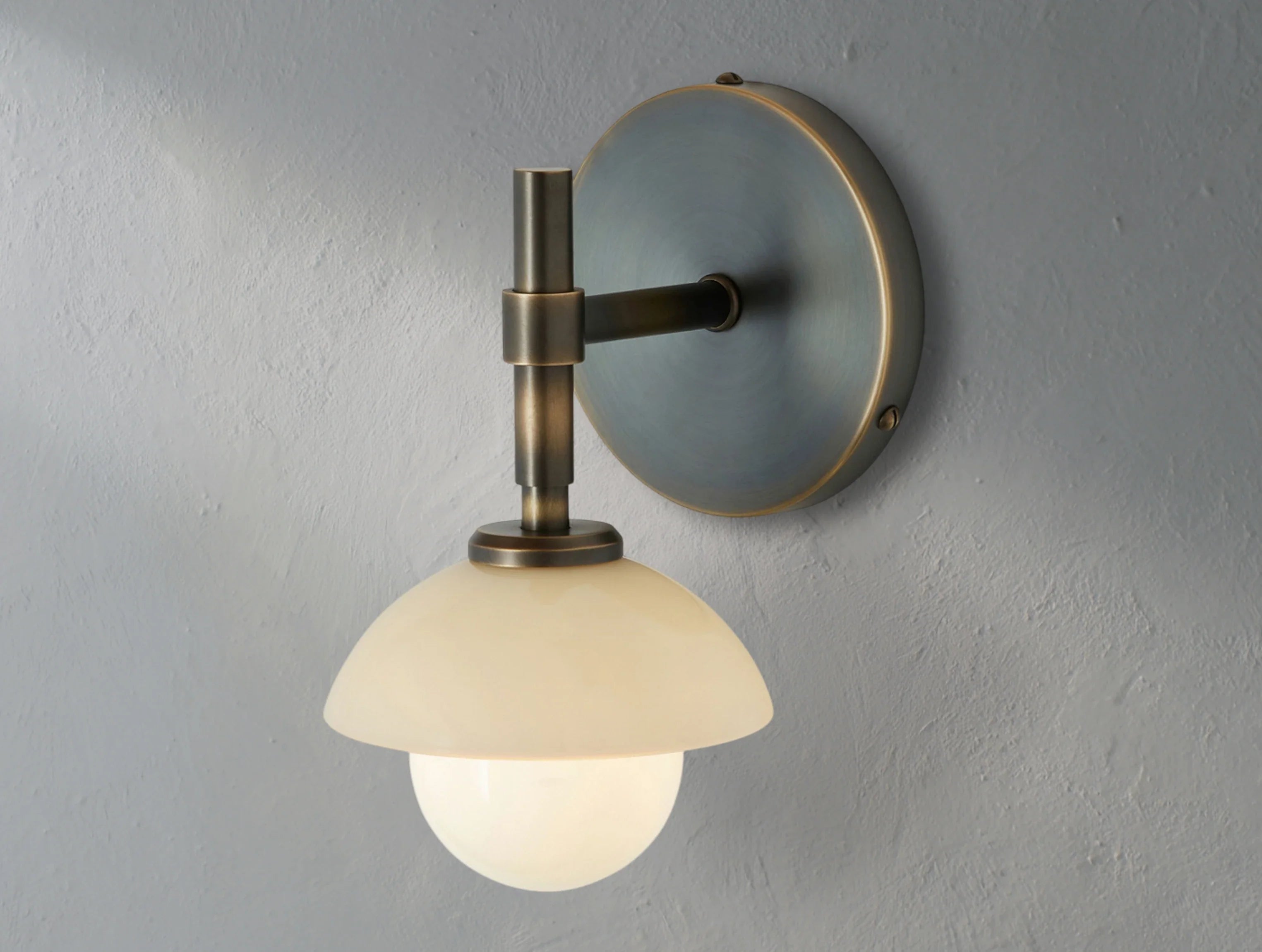 Greensh Sconce - ZELNO LIGHTING