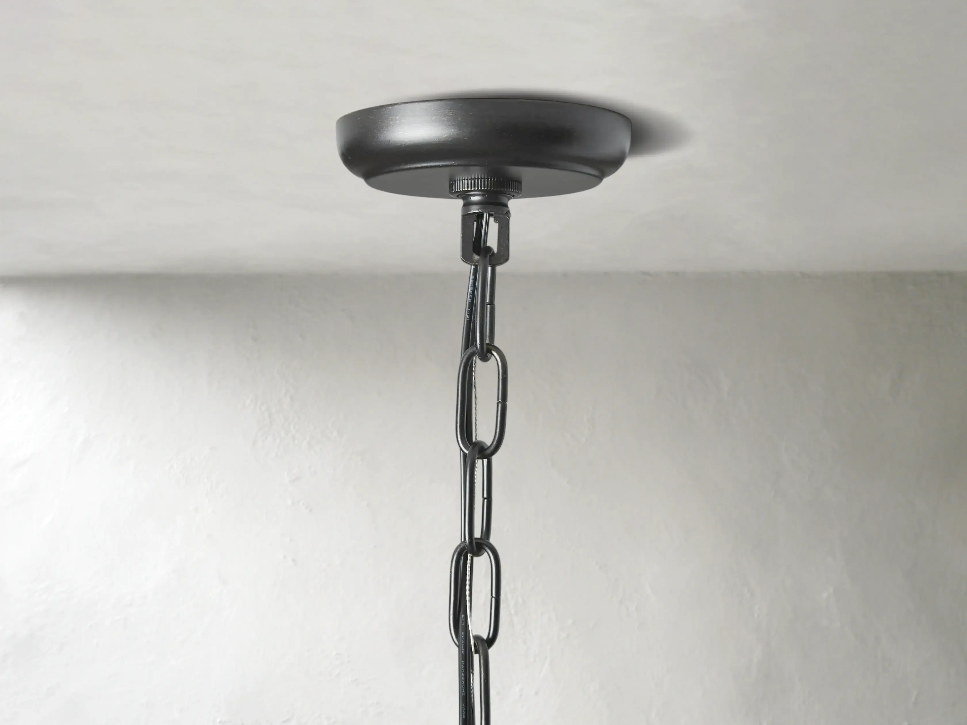 Molyland Chandelier ZELNO LIGHTING
