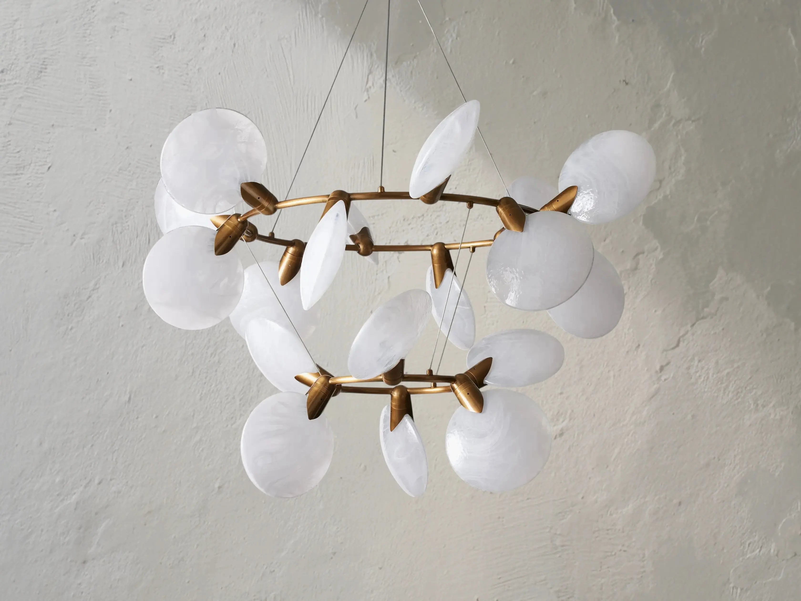 Lylan Chandelier ZELNO LIGHTING