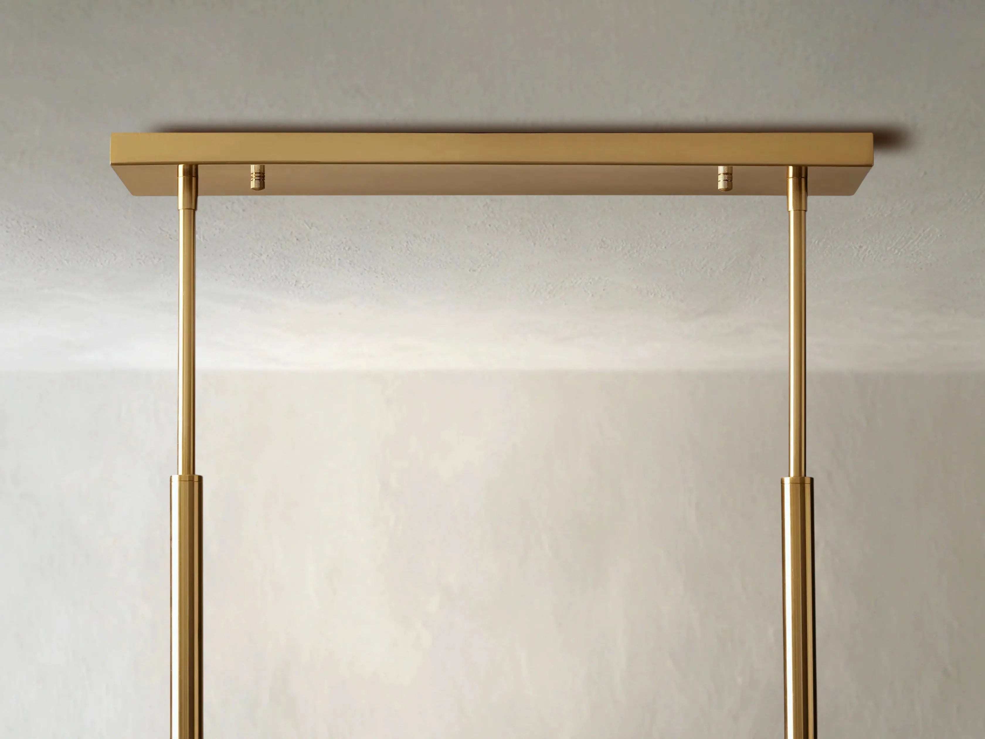 Scott Linear Chandelier ZELNO LIGHTING