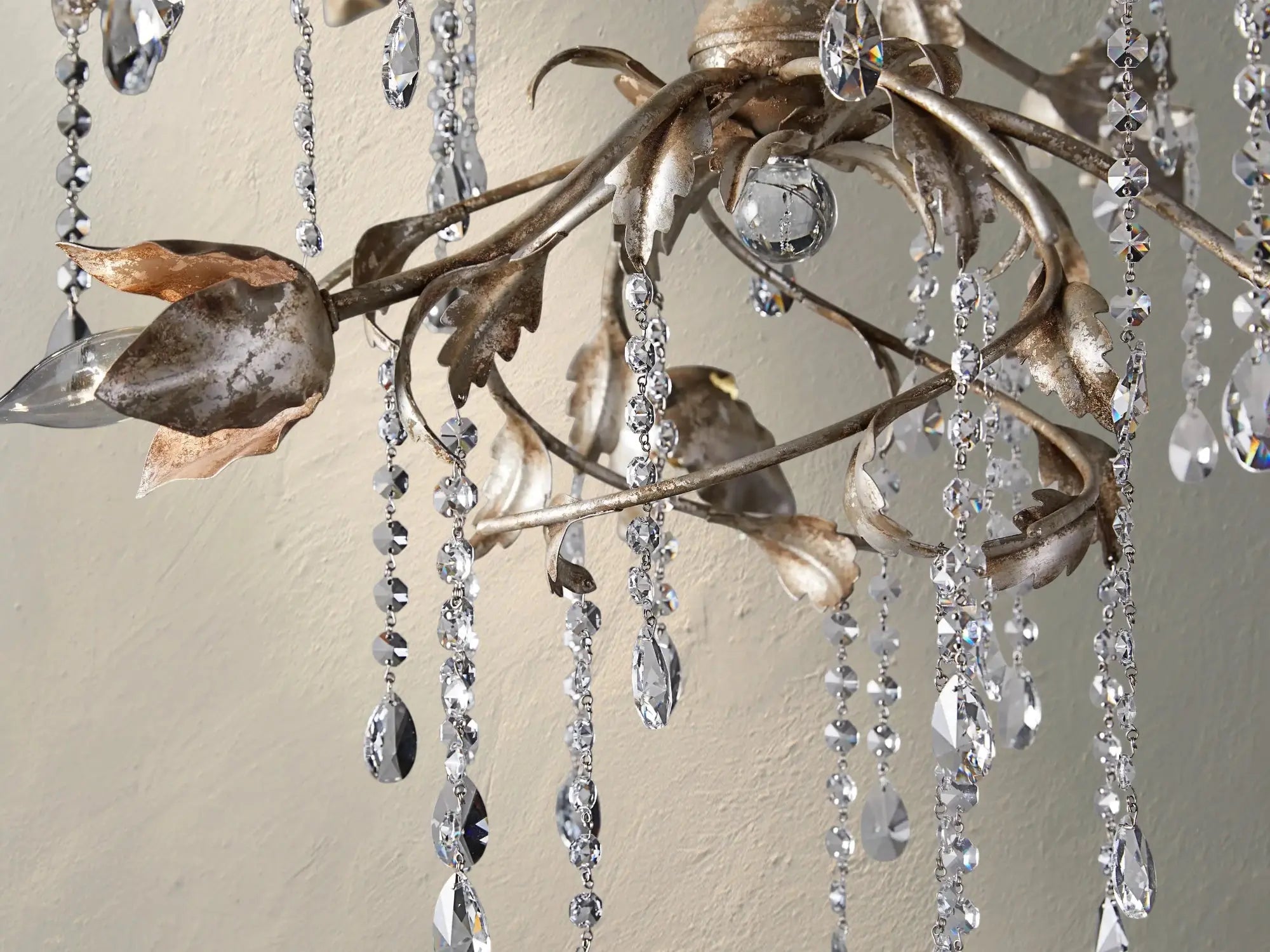Jonas Round Chandelier ZELNO LIGHTING