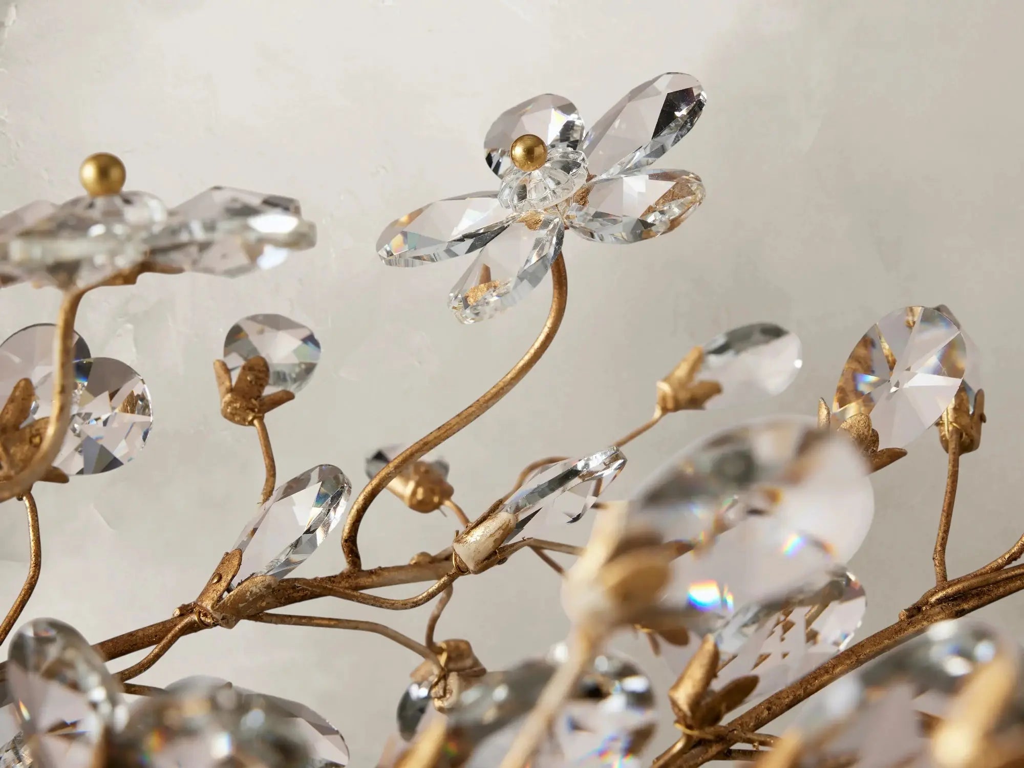 Fiona Linear Chandelier ZELNO LIGHTING