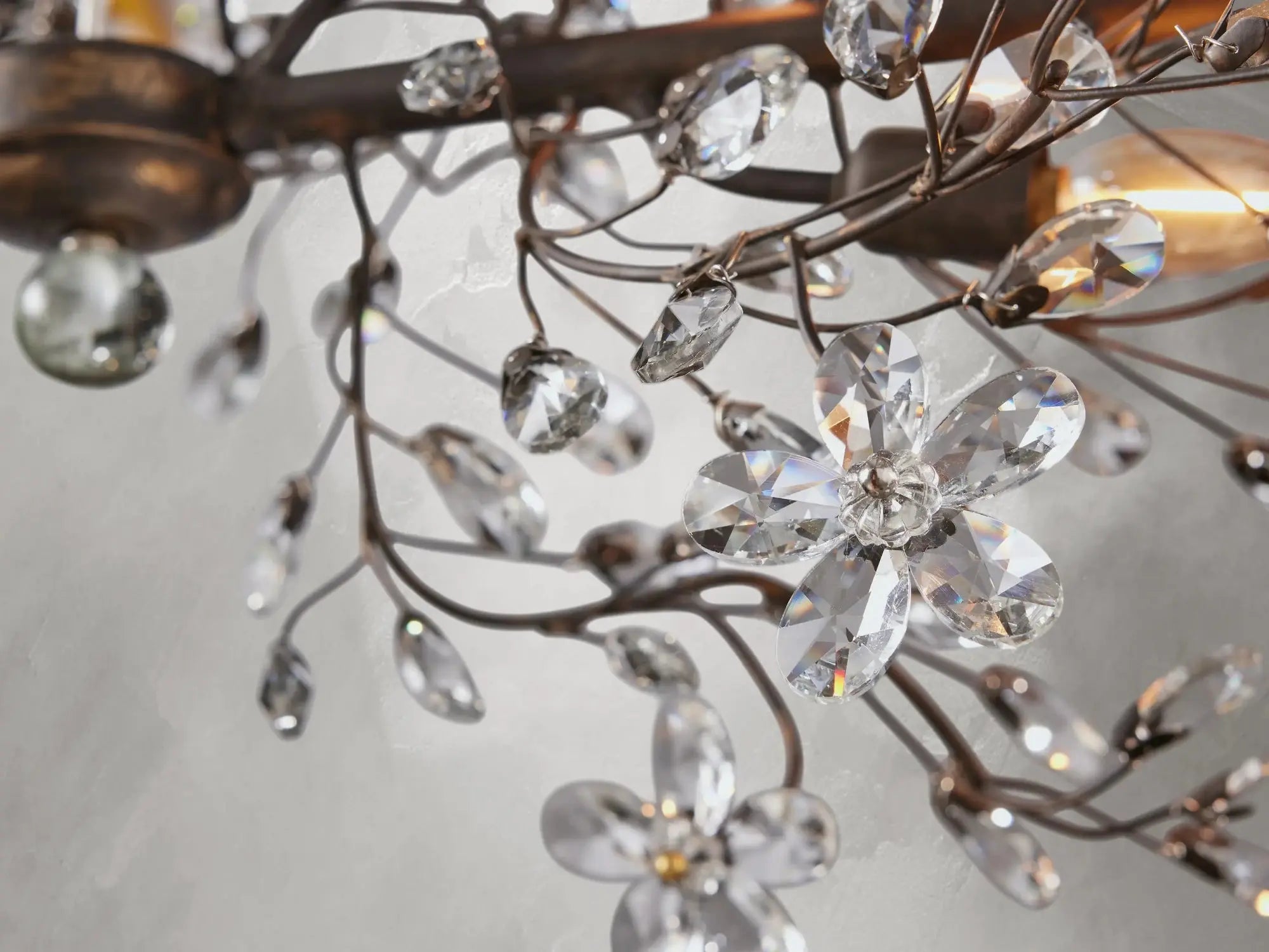 Fiona Linear Chandelier ZELNO LIGHTING