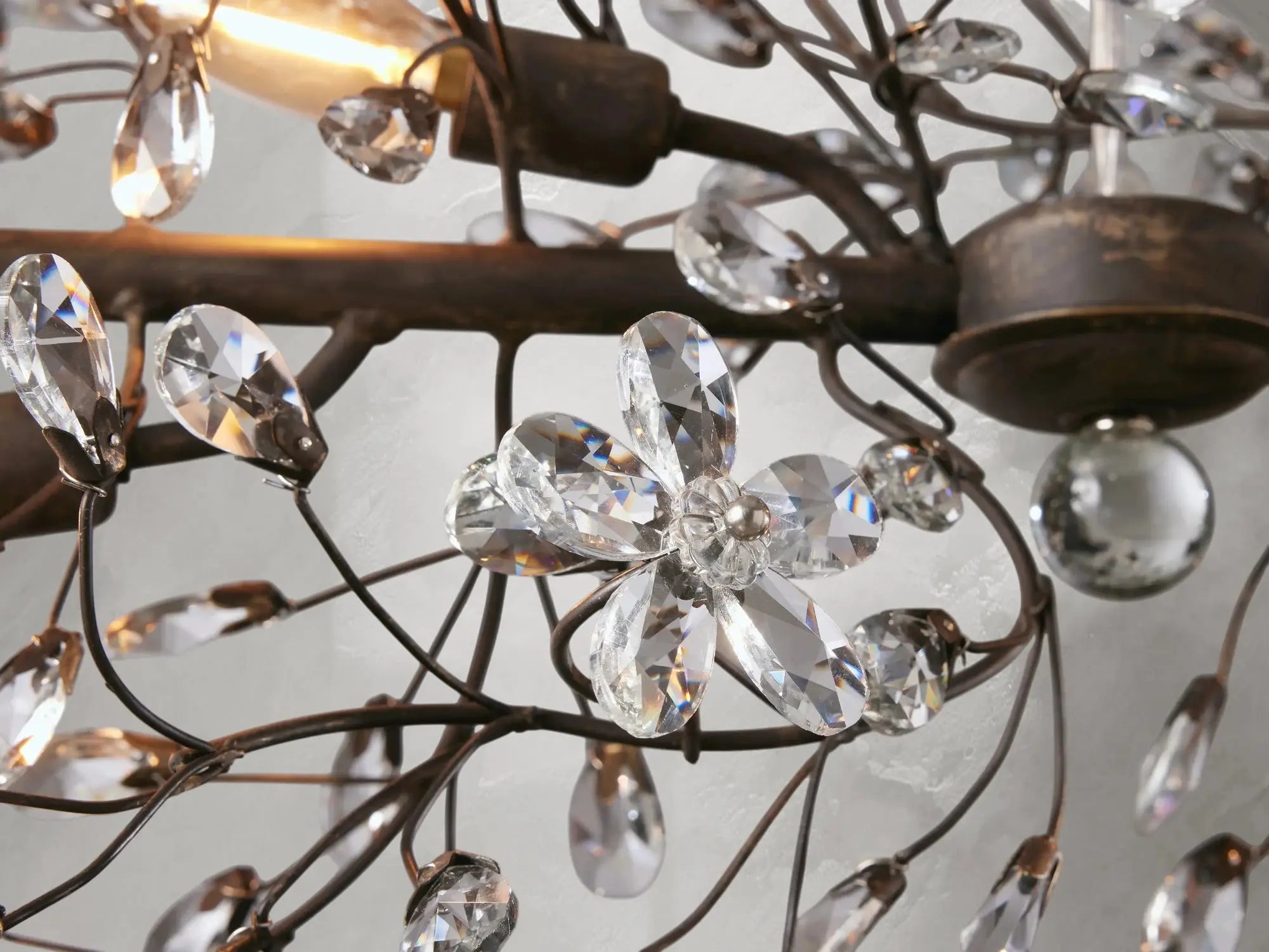 Fiona Linear Chandelier ZELNO LIGHTING