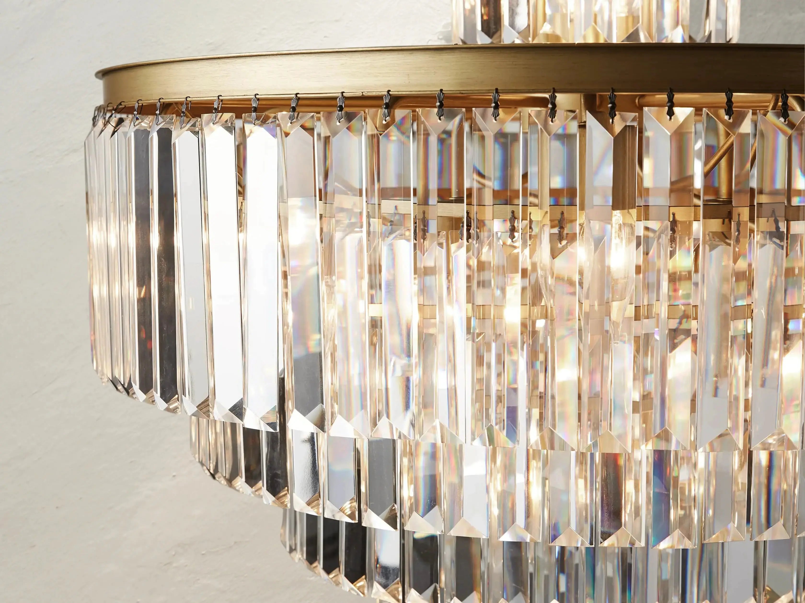 Molyland Chandelier ZELNO LIGHTING