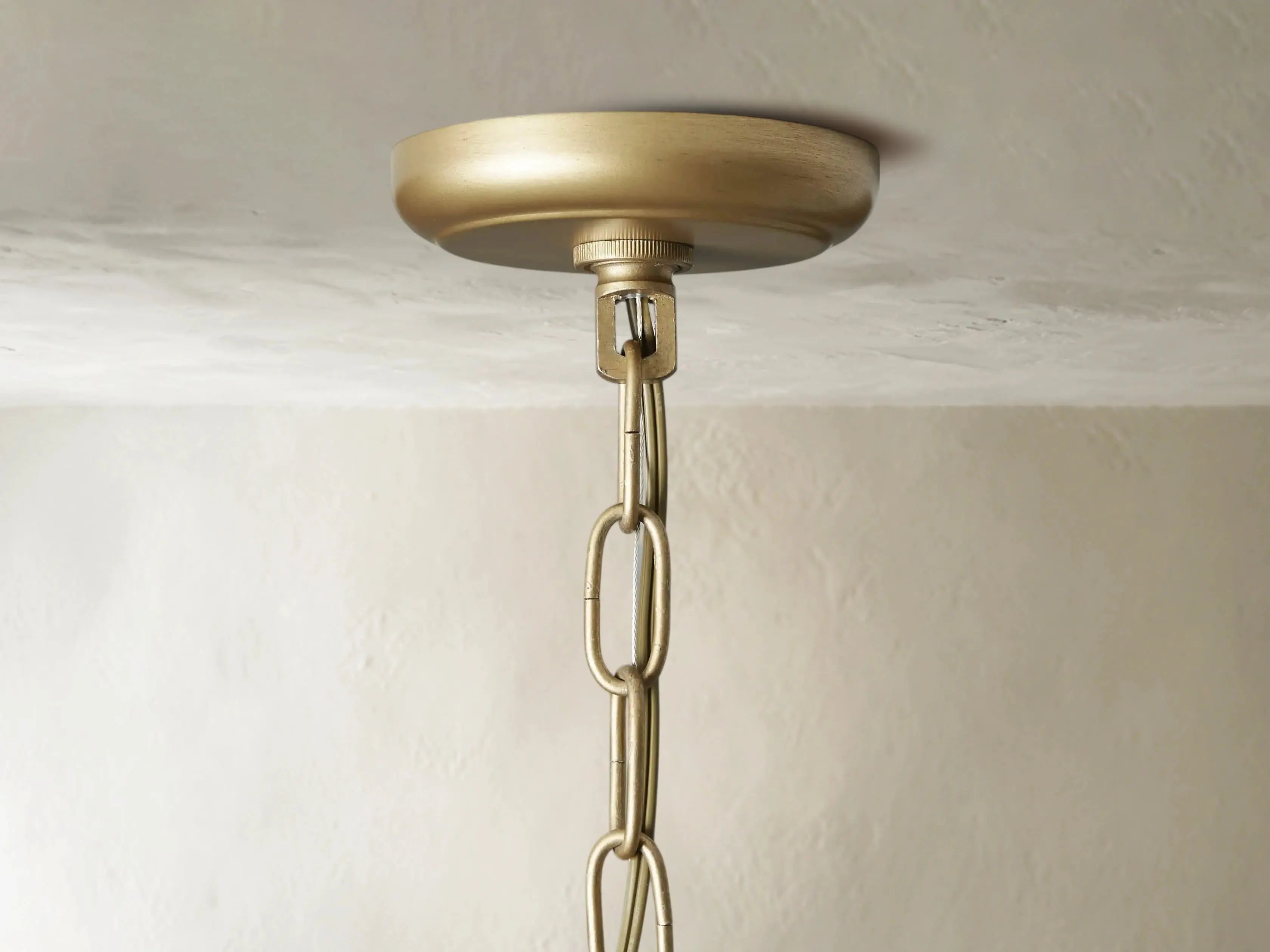 Molyland Chandelier ZELNO LIGHTING