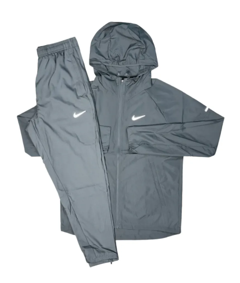Athletic suit
