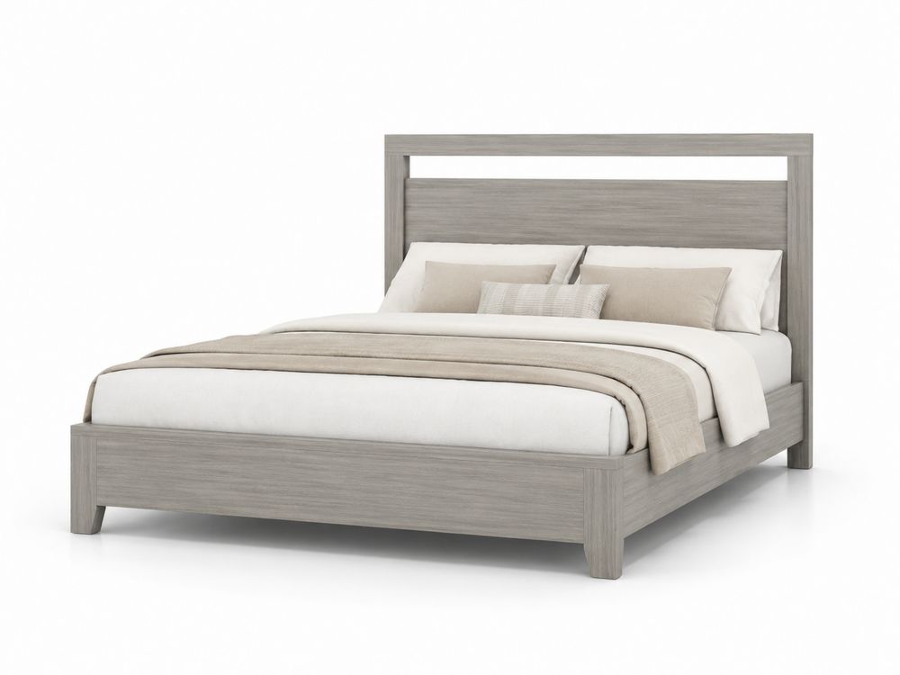 Cama de madera gris con ropa de cama-Lumvellae