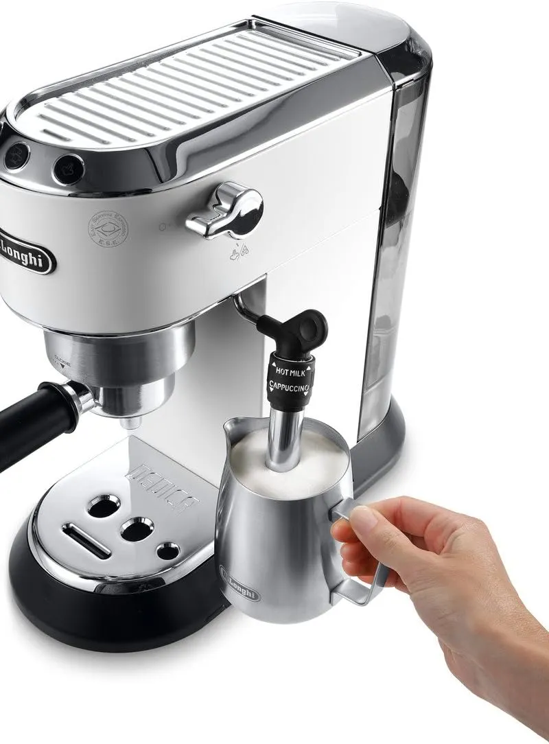 DELthtONGHI Cafetière filtre manuelle Dedica Style EC685.BK