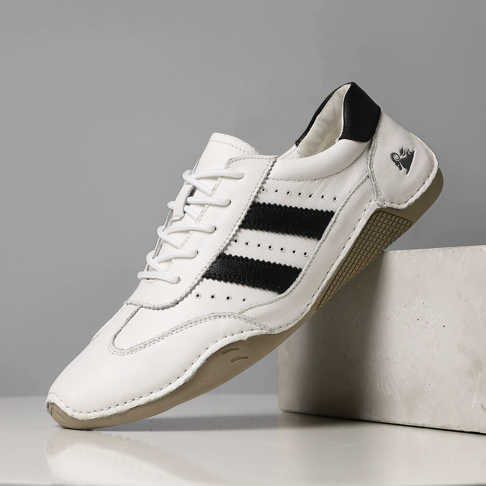 Men's everyday lightweight, comfortable and arch-supportive orthopedic sneakers-Comfort & Reliable