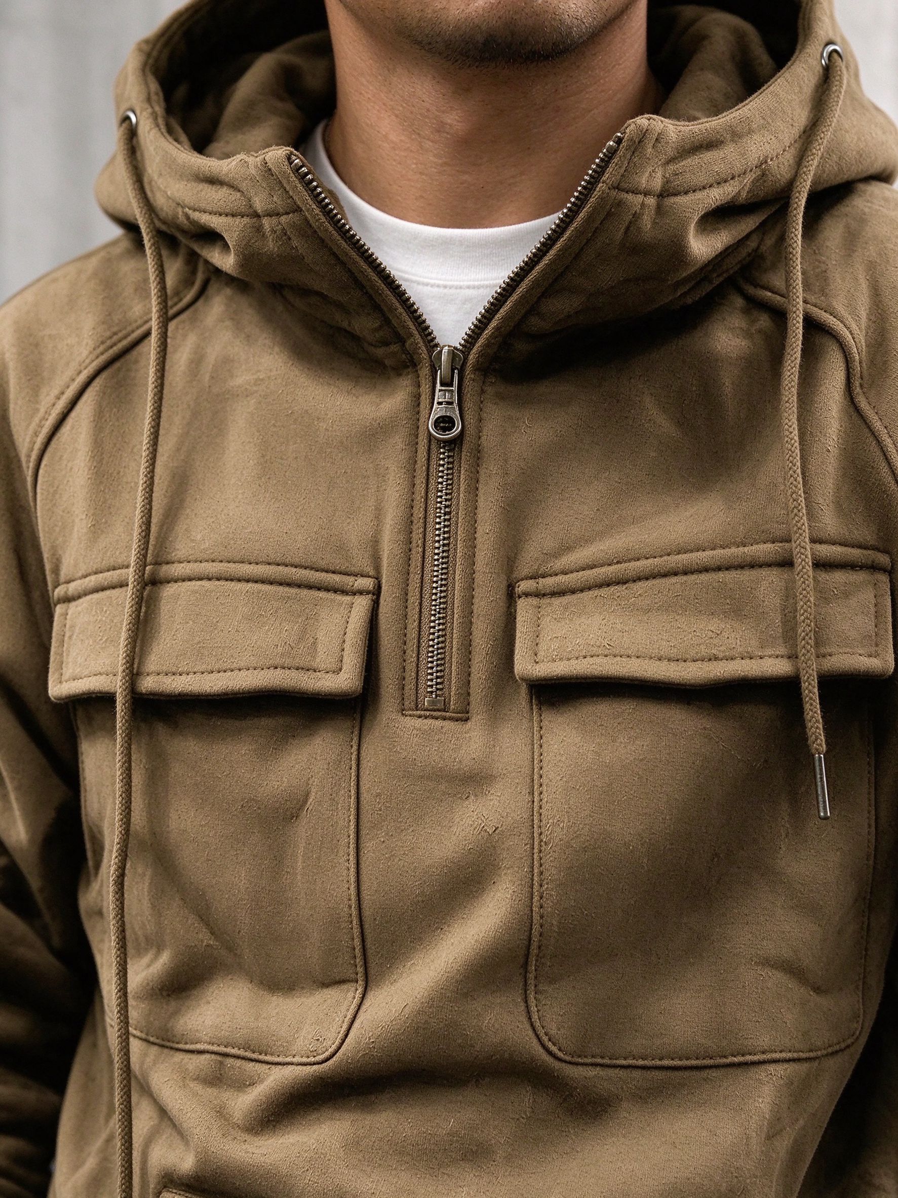 quarter zip chest cargo pocket detail