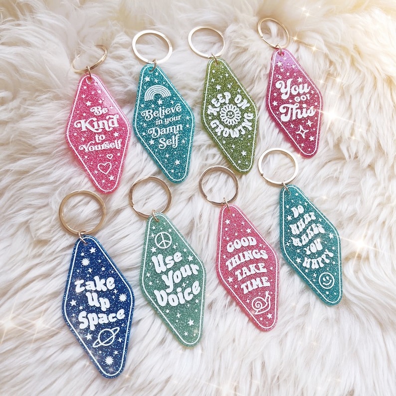 💖Positive Affirmation Glitter Motel Keychain🥰