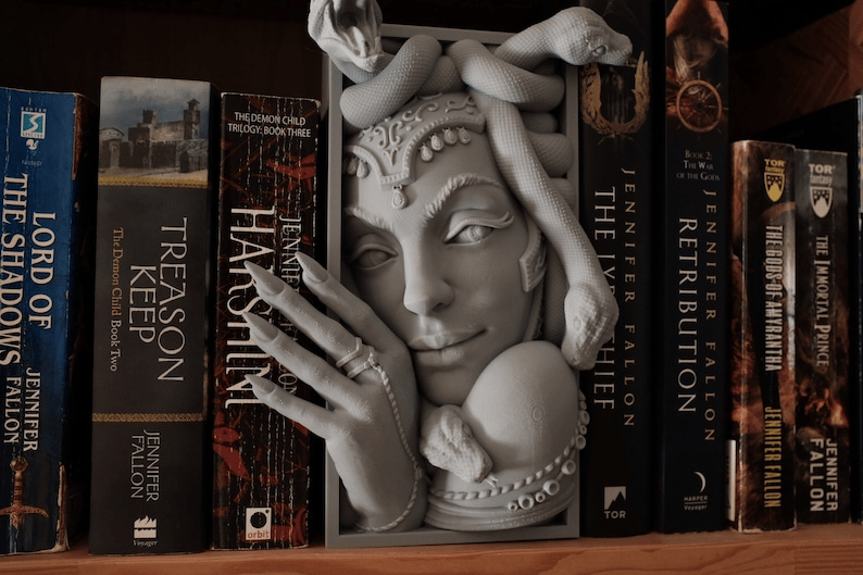 🐍Medusa Book Nook
