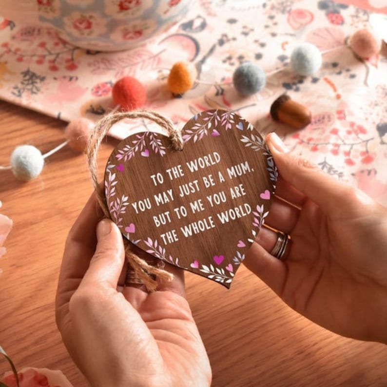 💖Express Gratitude with Our Wooden Plaque: The Perfect Mother's Day Gift for Her🎀