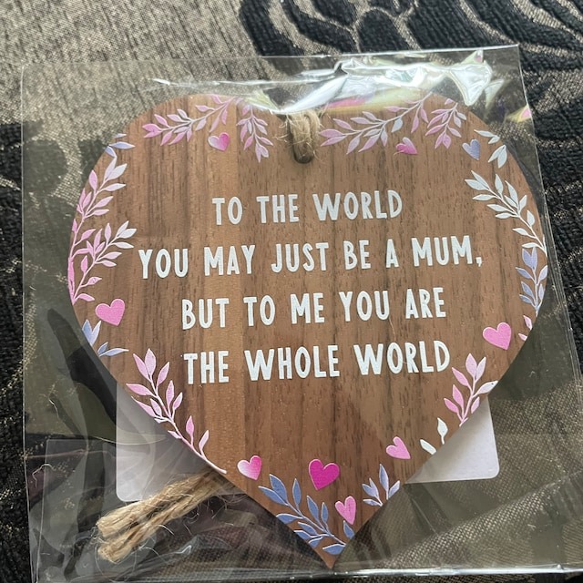 💖Express Gratitude with Our Wooden Plaque: The Perfect Mother's Day Gift for Her🎀