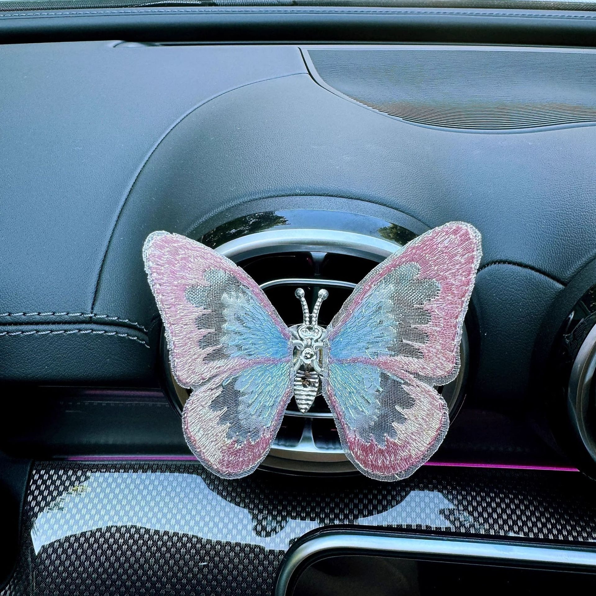 🎁Mother's Day Gift🦋Embroidery Fragrance Butterfly Decoration🎁