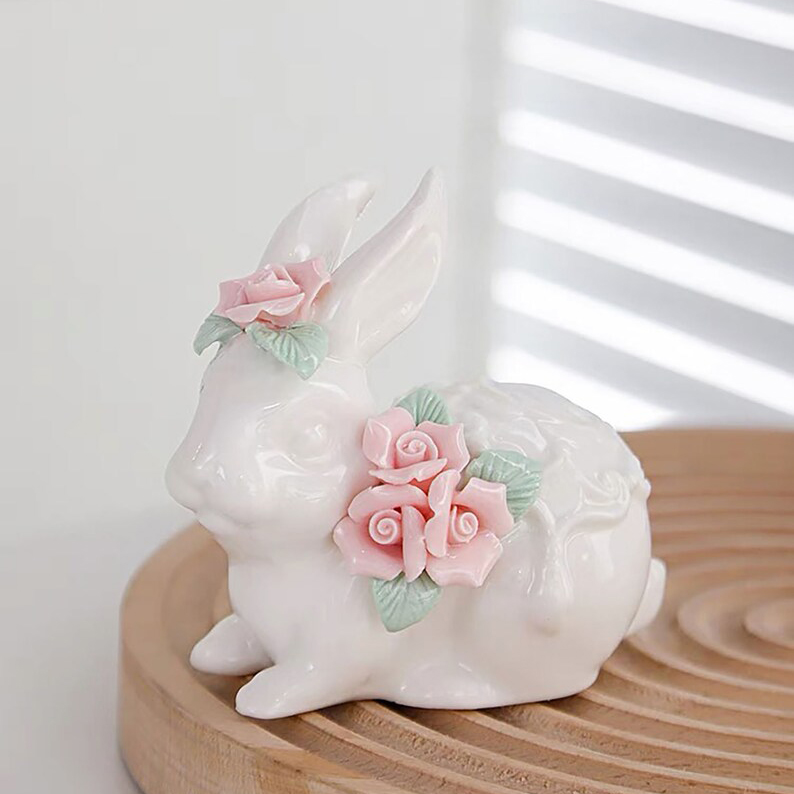 🐇 Charming White Ceramic Rabbit Statue 🌿