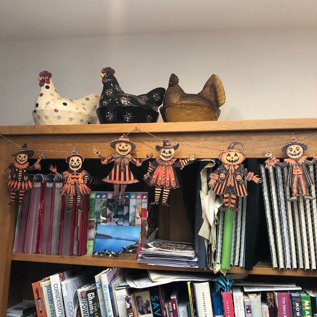 Halloween Vintage bunting wooden