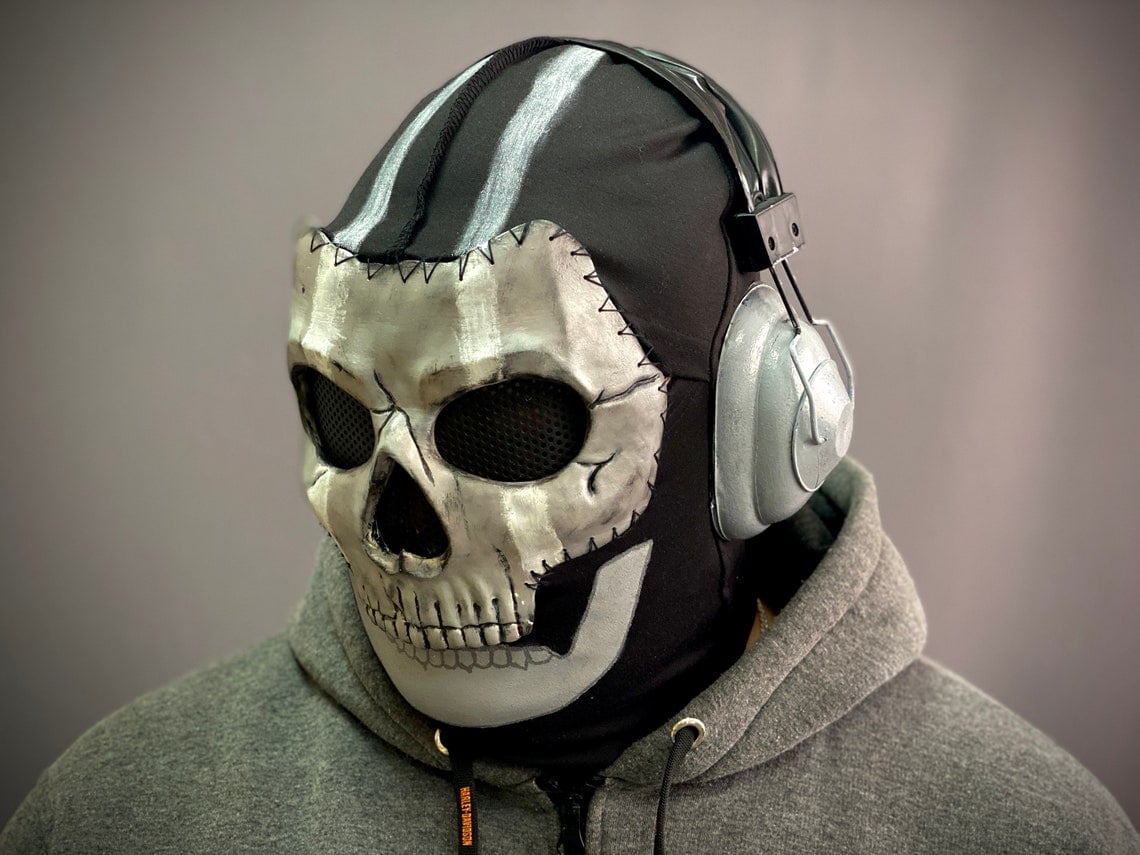 💀COD MWII Ghost Mask 2022
