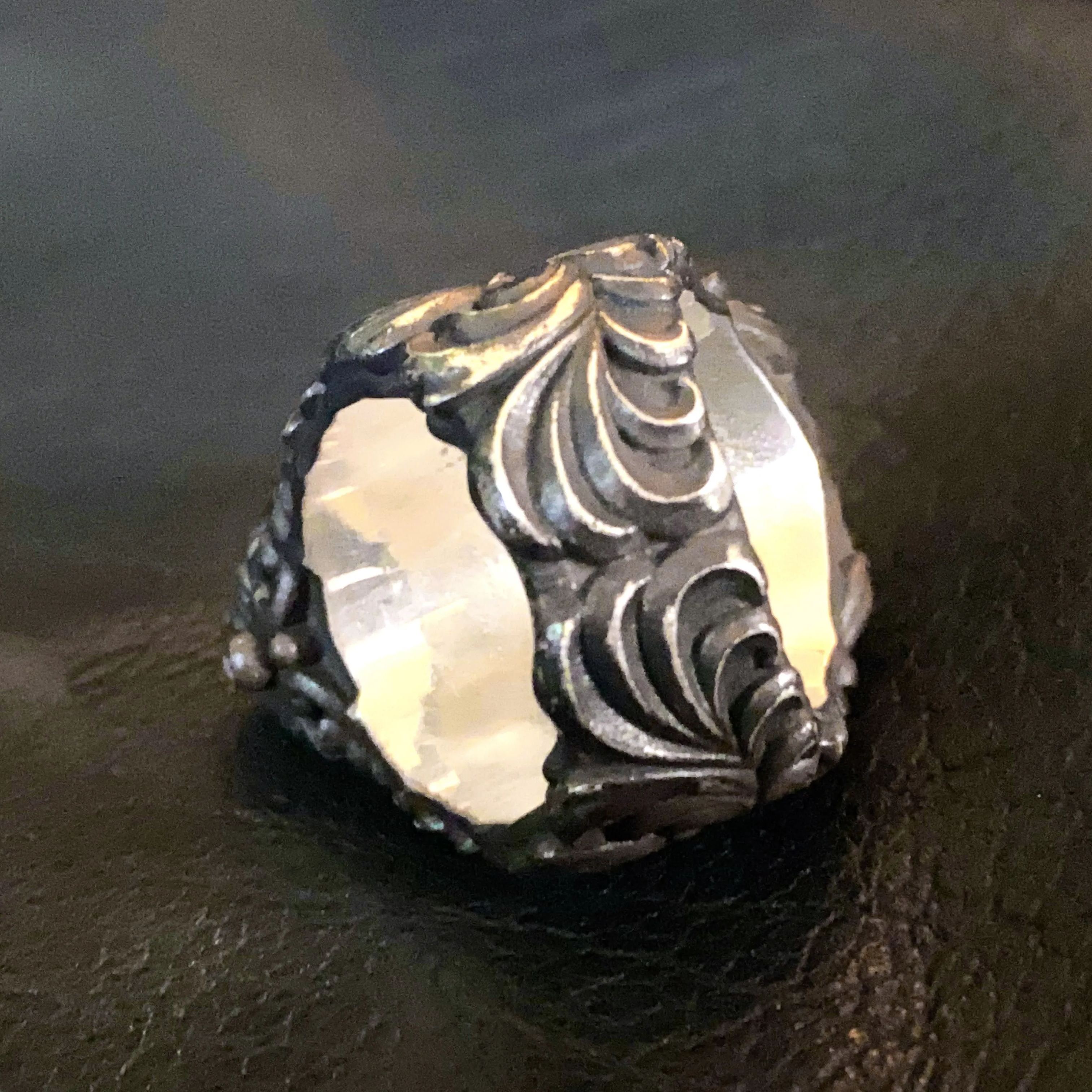 💀Vintage Polish Floral Armor Skull Ring