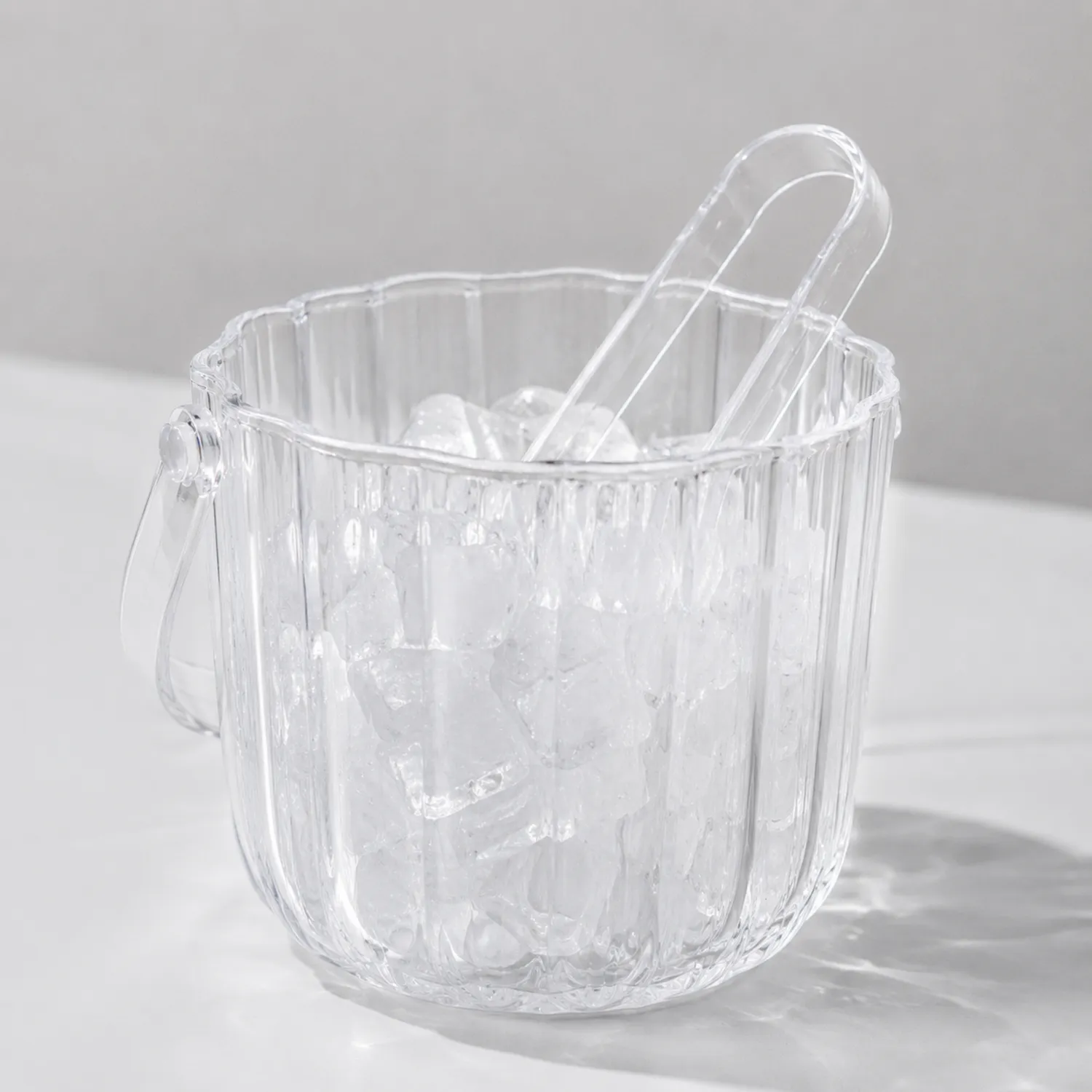 Cubeta de Hielo Transparente con Pinzas