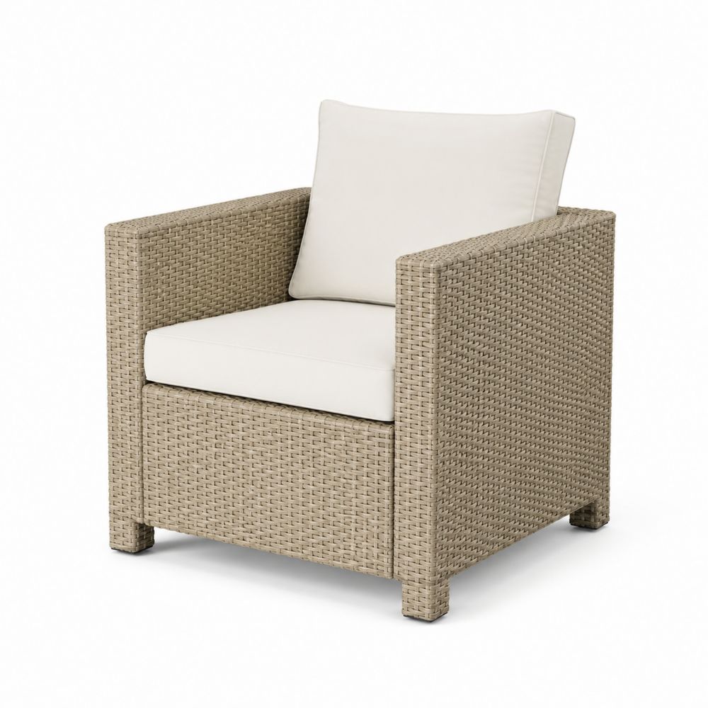 Sillón de ratán sintético beige con cojines crema