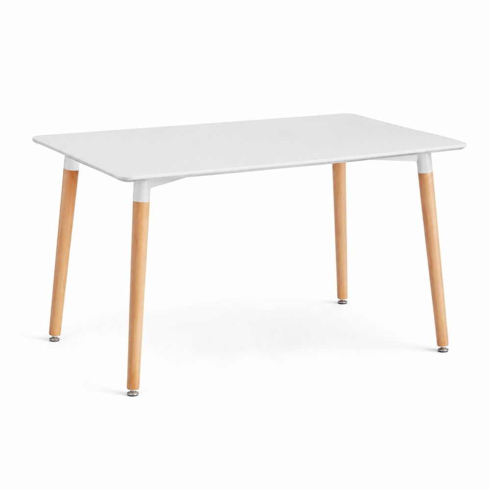 Mesa de comedor rectangular blanca con patas de madera