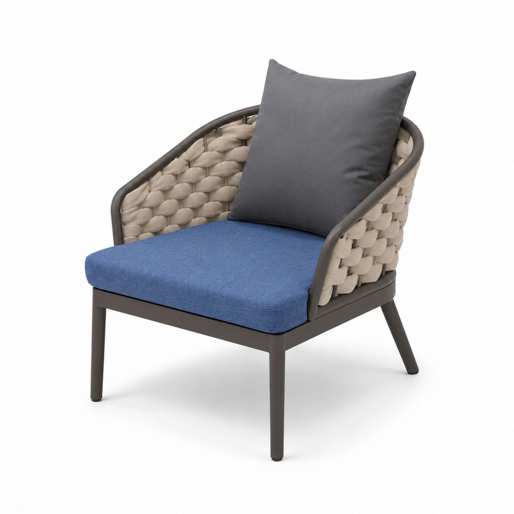 Sillón exterior de aluminio con cojín azul y respaldo tejido beige