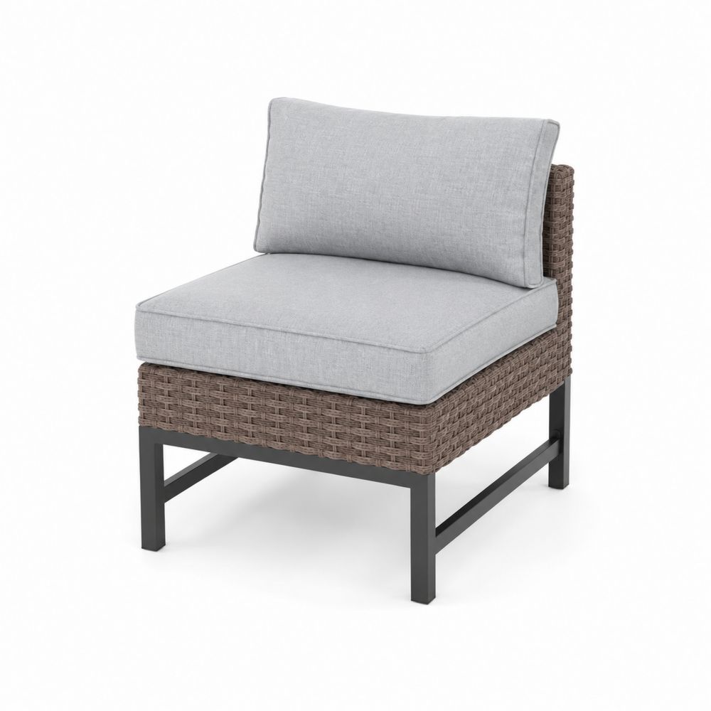 Fauteuil d'extérieur en rotin avec coussins gris