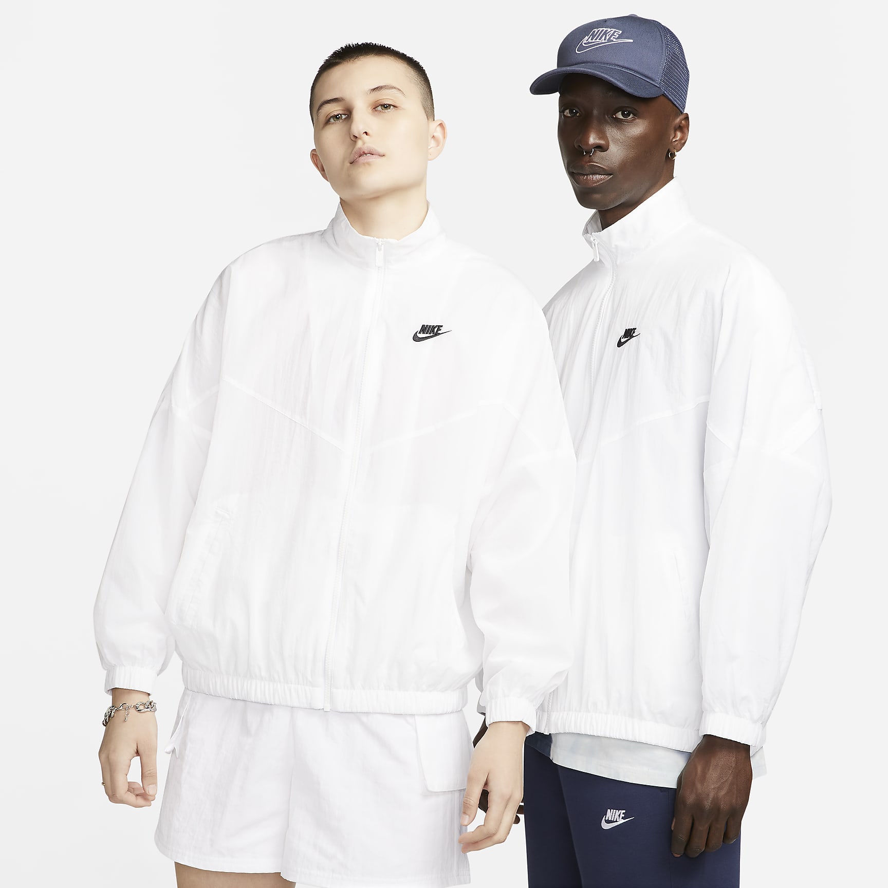 Sportswear Essential Windrunner - Women's Woven Jacket