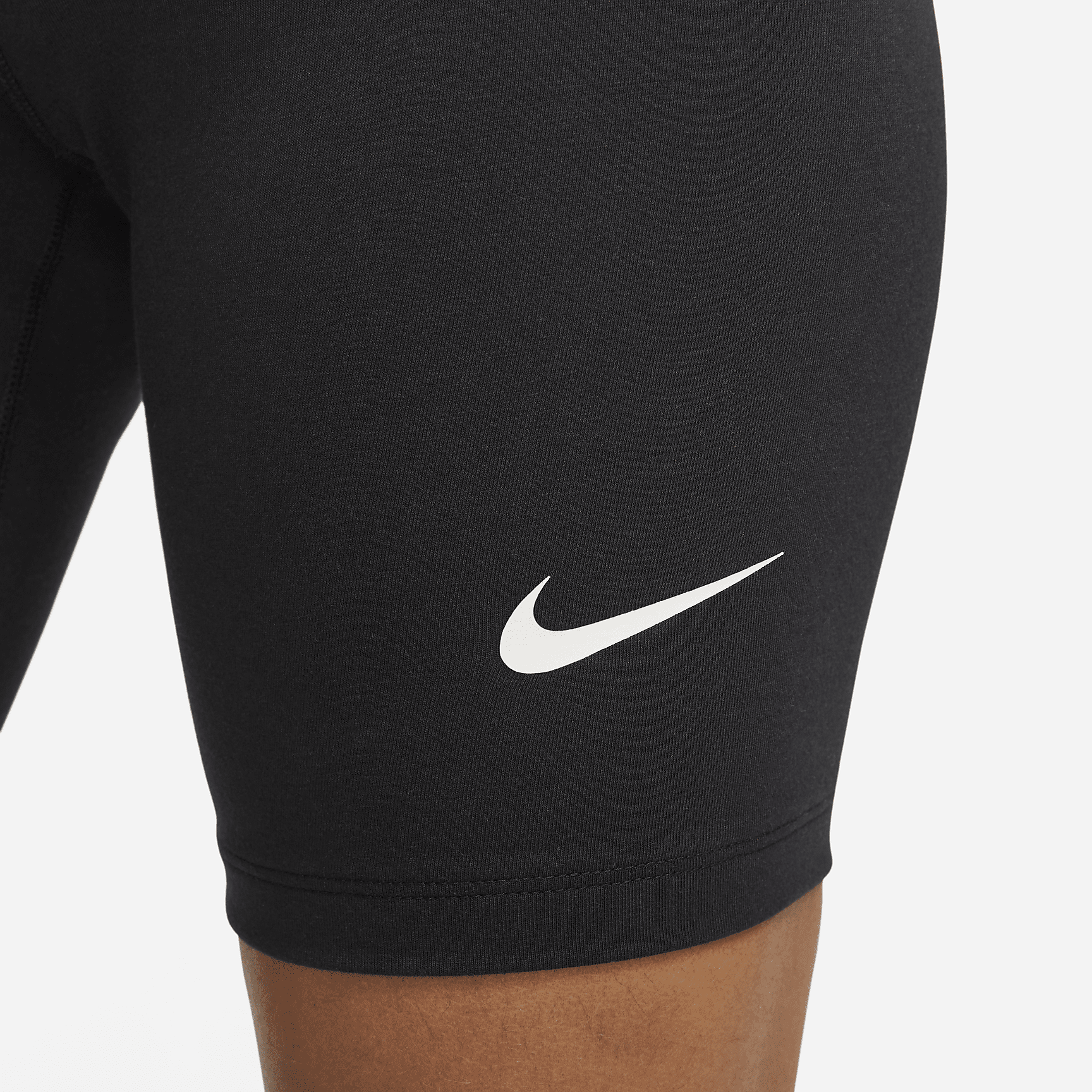 Sportswear Classics - Women's High-Waisted 8" Biker Shorts