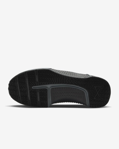 Men's Workout Shoes