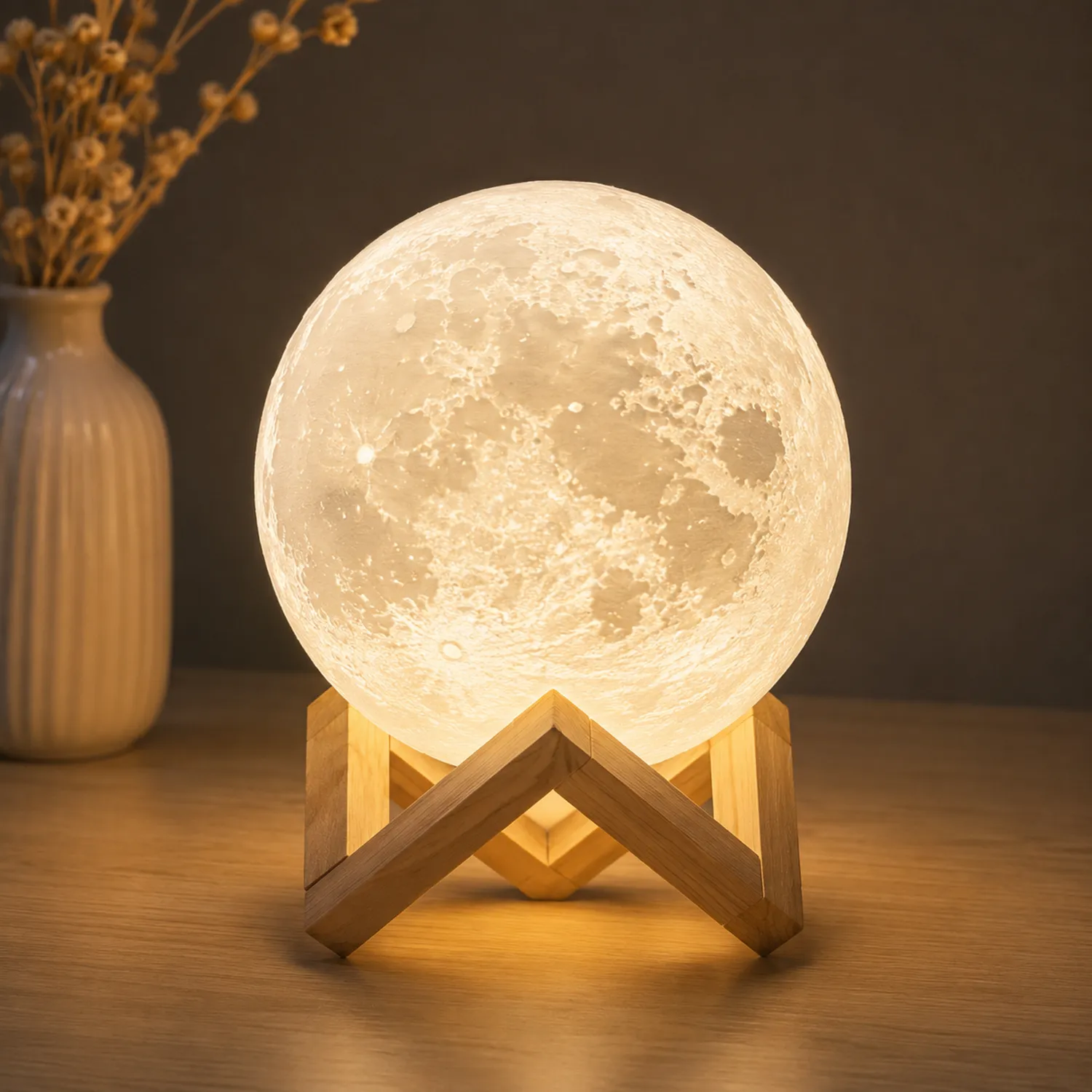 Lampada Lunare LED Ricaricabile con Supporto in Legno, Diametro 15 cm