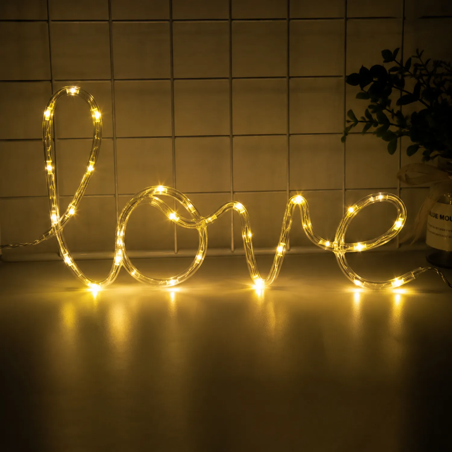 Luce Decorativa a LED 'Love' con Colore Caldo Giallo