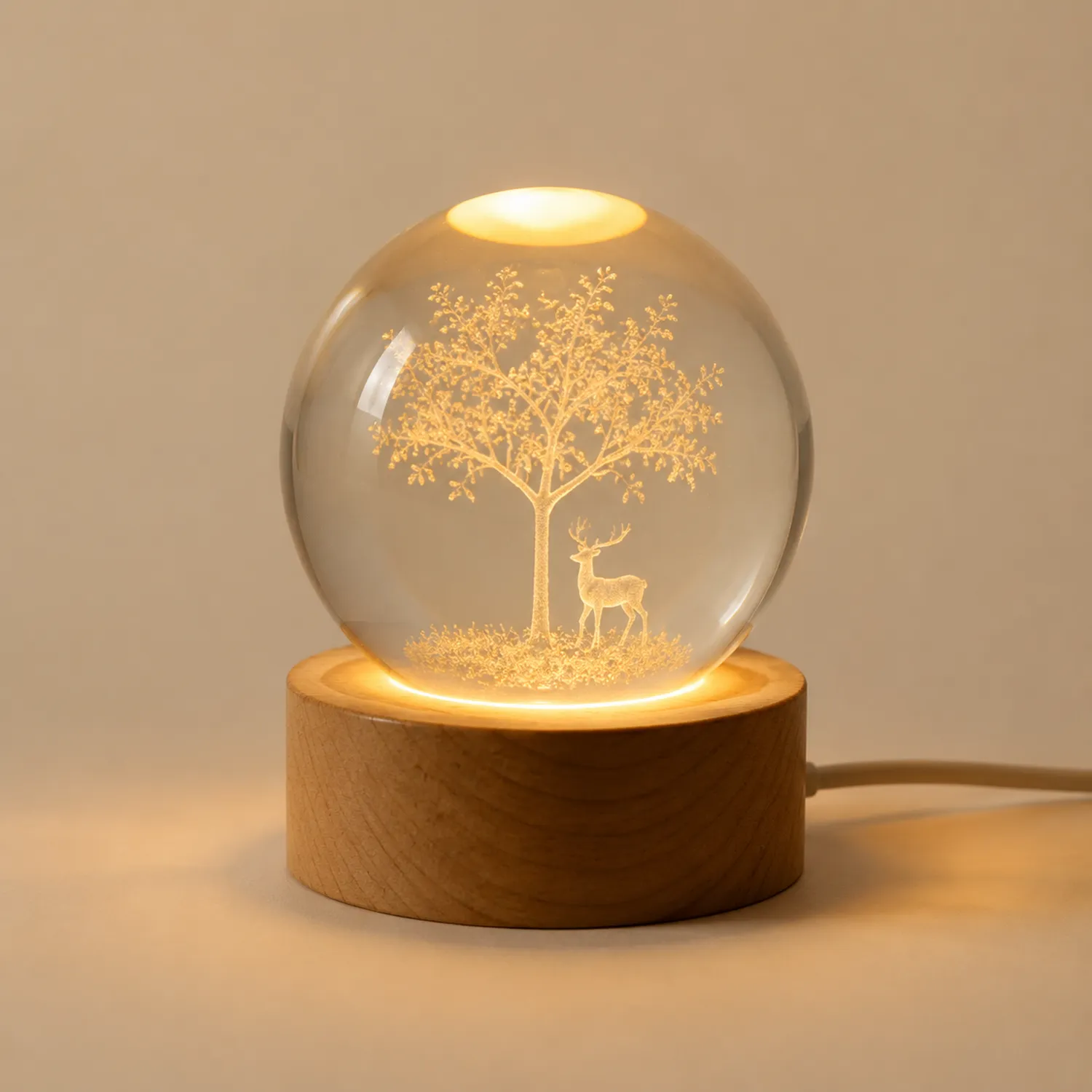 Lampada da Tavolo Sferica con Incisione di Cervo e Albero