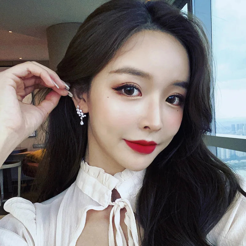 Huitan High-quality Silver Color Dangle Earrings for Women Aesthetic Wedding Accessories Lady's-losil