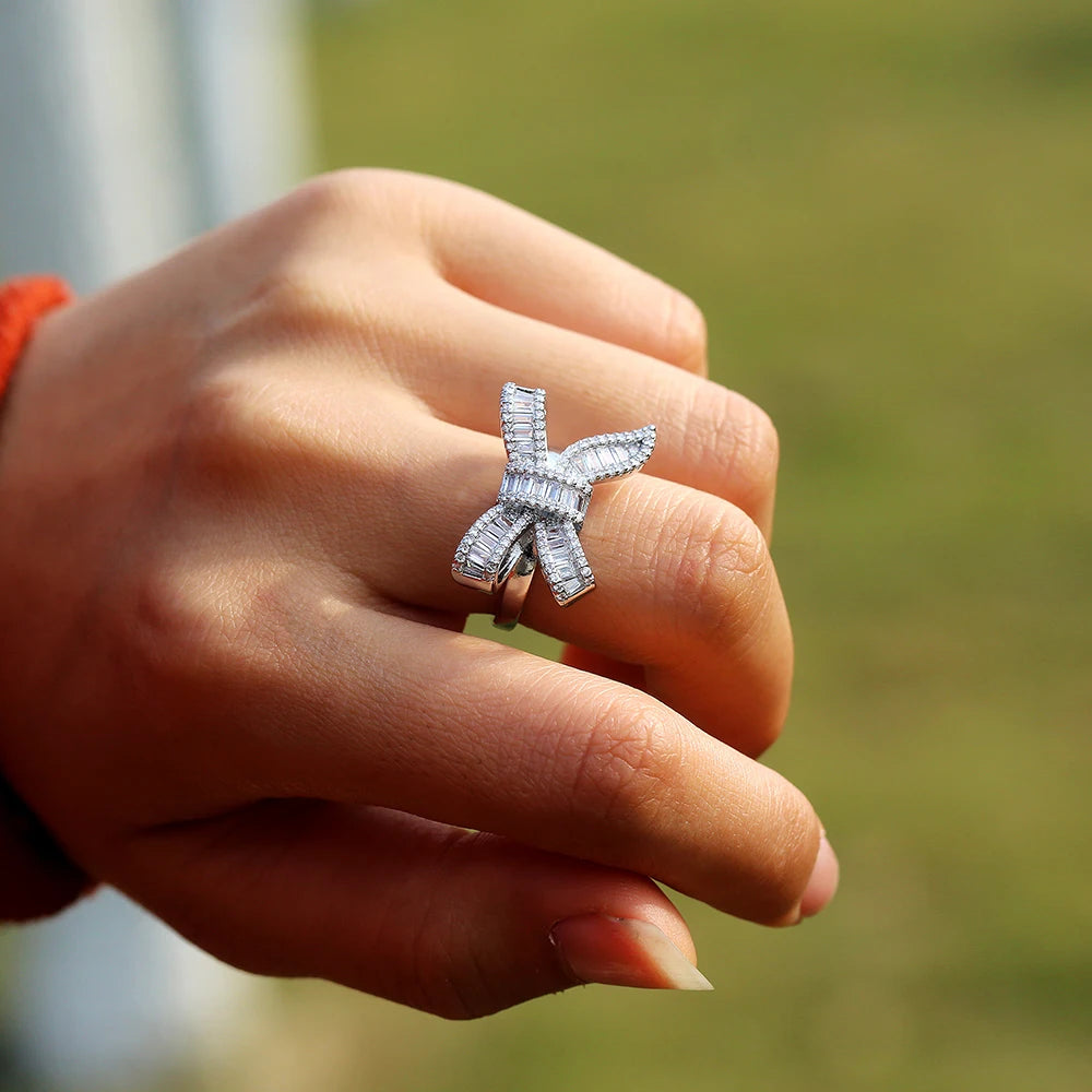 Huitan Luxury Bowknot Shape Women Rings for Party Female Stylish Accessories High-losil