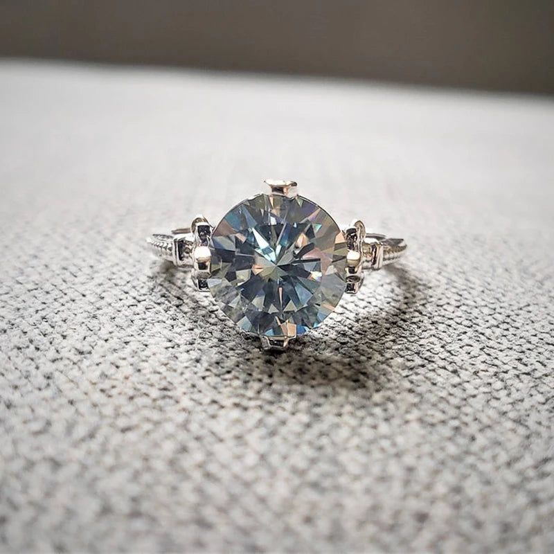 Huitan Simple Stylish Women Ring Round Cut Solitaire Sky Blue Flower Setting-losil