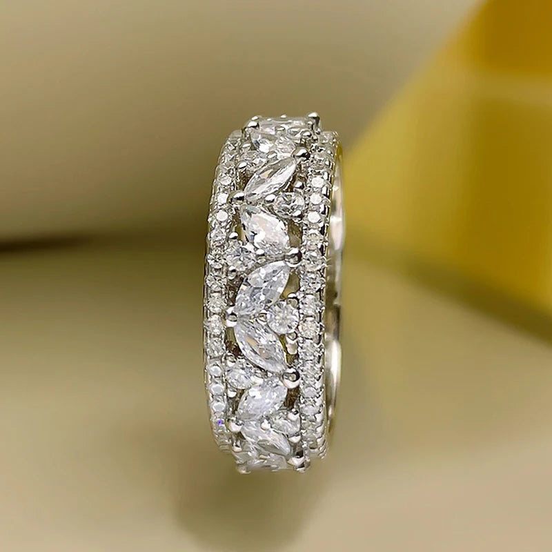 Huitan Gorgeous Brilliant Zirconia Finger Ring Female Wedding Band Graceful Women Engagement-losil