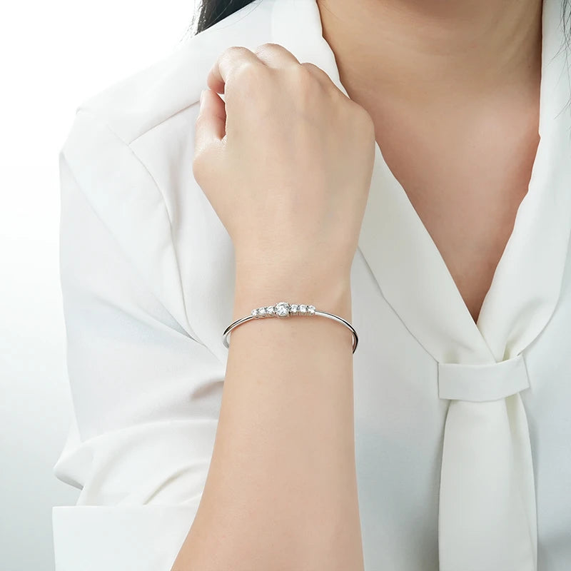 Anizw 1.0ct 6.5mm Round D Moissanite Bracelet Cuff for Women 925 Silver-losil