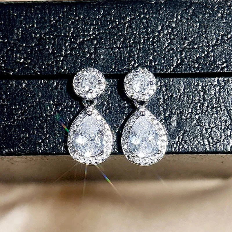 Huitan Gorgeous Drop Earrings for Women Shiny Luxury Waterdrop Cubic Zirconia Ear-losil