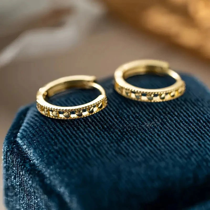 Huitan Opulent Dainty Hoop Earrings with Hollow Heart Design Graceful Elegant Jewelry-losil