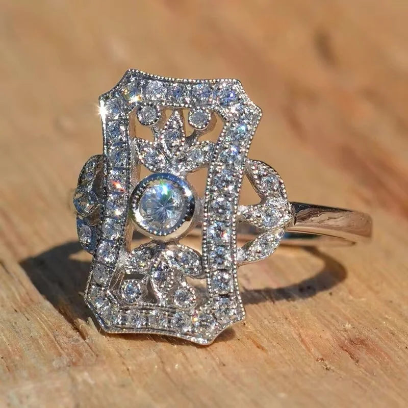 Huitan Swanking Hollow-out Designed Rings for Women Attractive Brilliant Cubic Zirconia Accessories-losil