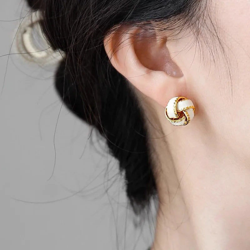 Huitan Fashion Knot Design White Enamel Stud Earrings for Women Temperament Lady's-losil