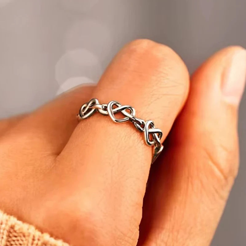 Huitan Dainty Hollow Heart Design Rings for Women Exquisite Sweet Elegant Finger-losil