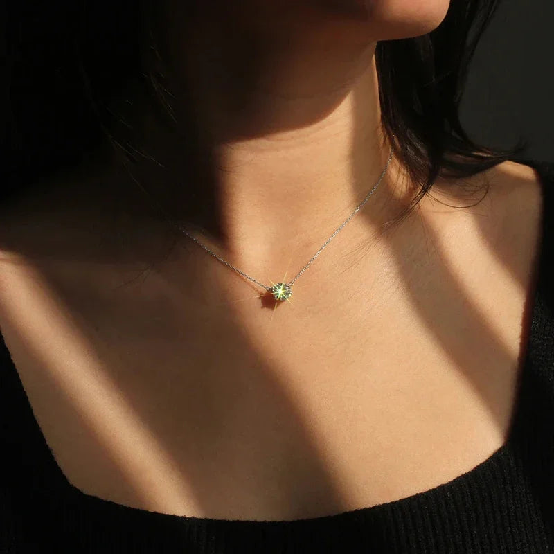 Huitan Trendy Sparkling Cubic Zirconia Necklace for Women Minimalist Gorgeous Simple Neck-losil