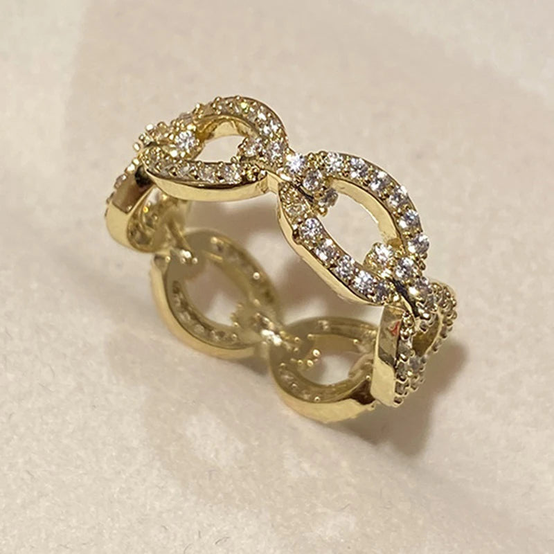 Huitan Chain Linked Design Finger Rings for Women Full with Dazzling Cubic-losil